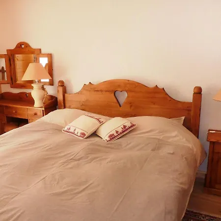 Chalet Voltaire Chalet *